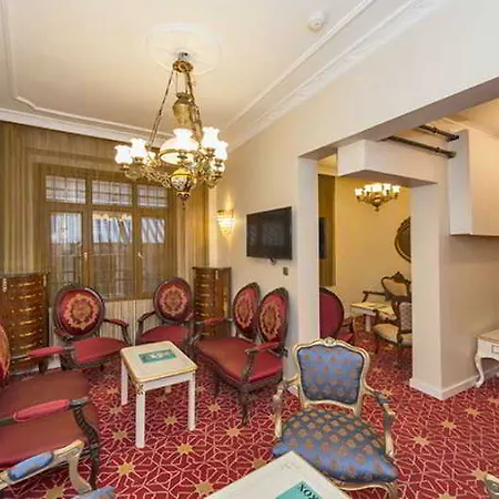 By Murat Royal Galata Hotel Stambuł