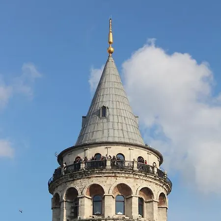 By Murat Royal Galata Stambuł