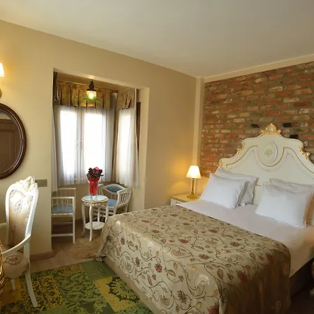 Hotel By Murat Royal Galata 3*