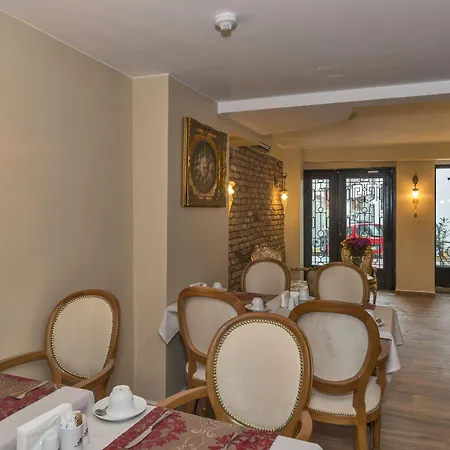 By Murat Royal Galata 3* Stambuł