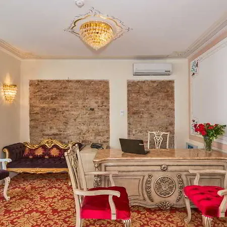 By Murat Royal Galata Hotel Stambuł