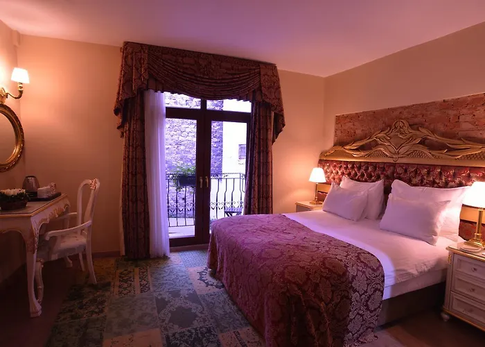 By Murat Royal Galata