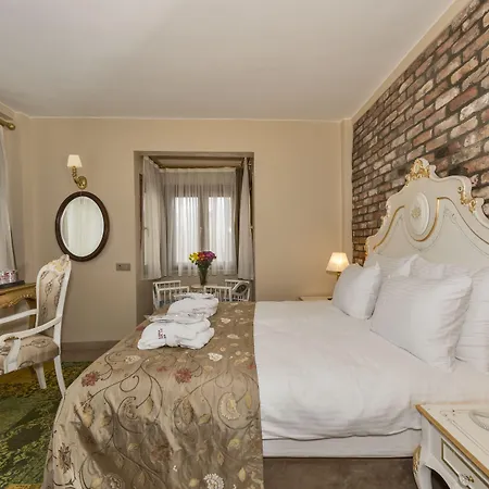 By Murat Royal Galata מלון