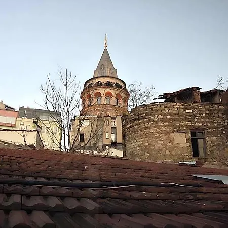 By Murat Royal Galata Szálloda