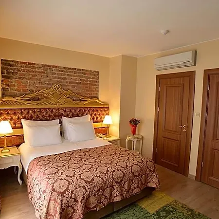 By Murat Royal Galata Hotel Istanbul