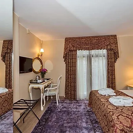 By Murat Royal Galata 3*