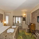 By Murat Royal Galata 3* Isztambul