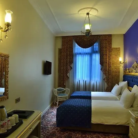باي مورات رويال غالاتا فندق 3*